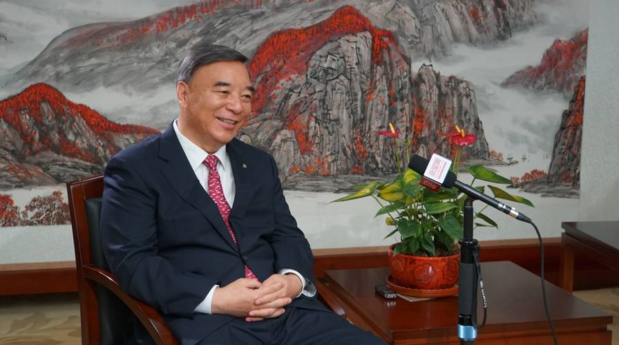 �����ǡ���̸����־ƽ̸��ҵ�Ҿ���Ľ��㣺���졢���ء��ҹ��黳