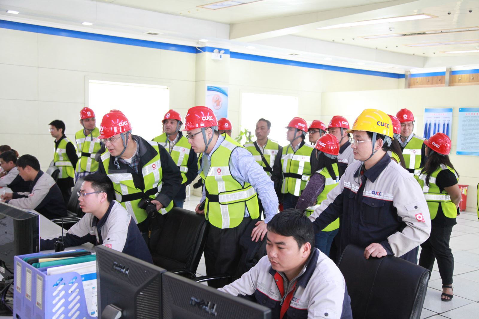 6686���� - ��ͨ�ײ�ȫ������������������