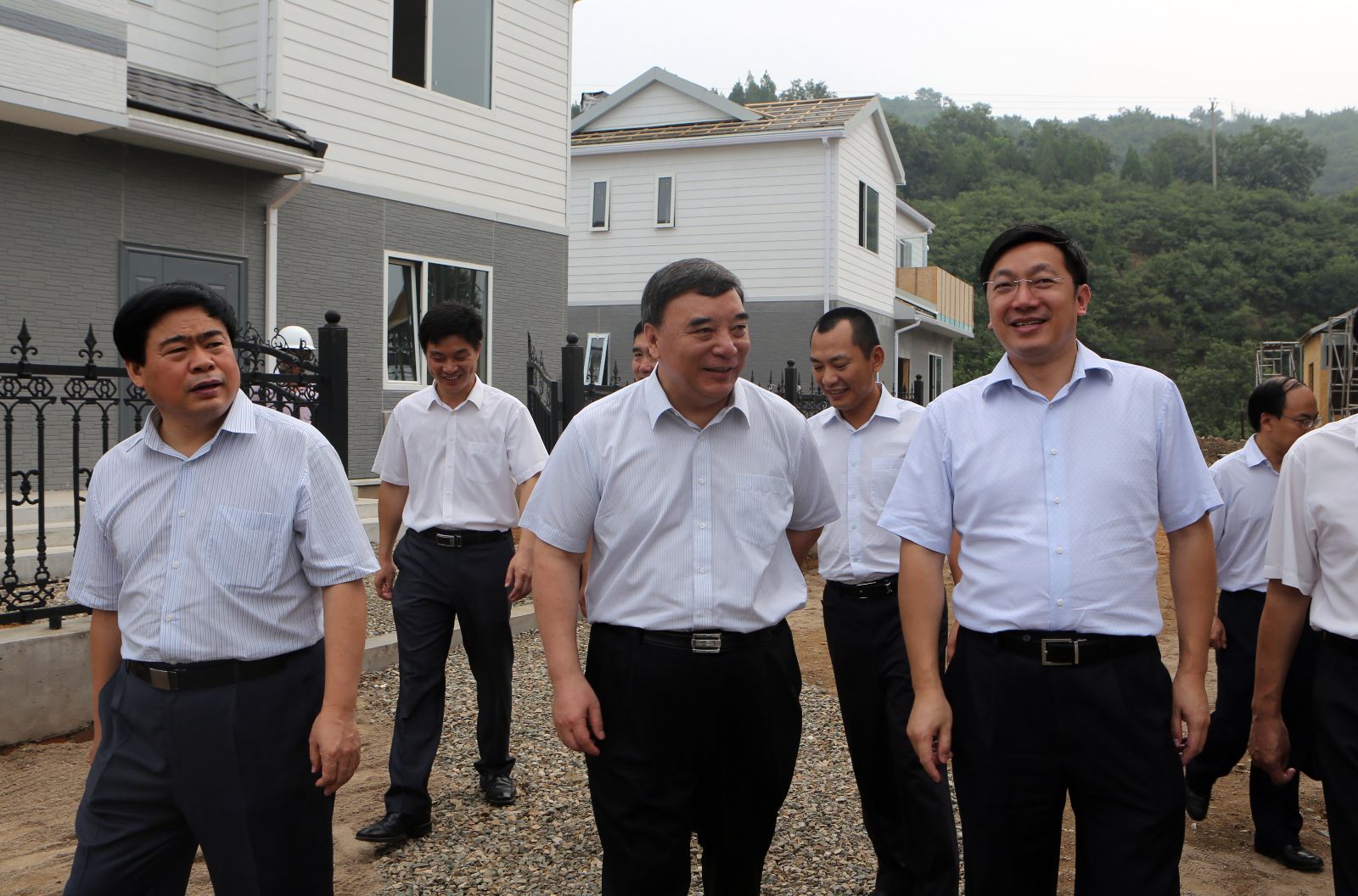 6686���� - ��ͨ�ײ�ȫ������������������