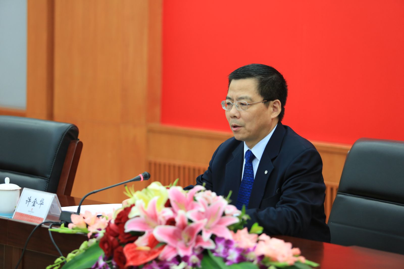 6686���� - ��ͨ�ײ�ȫ������������������