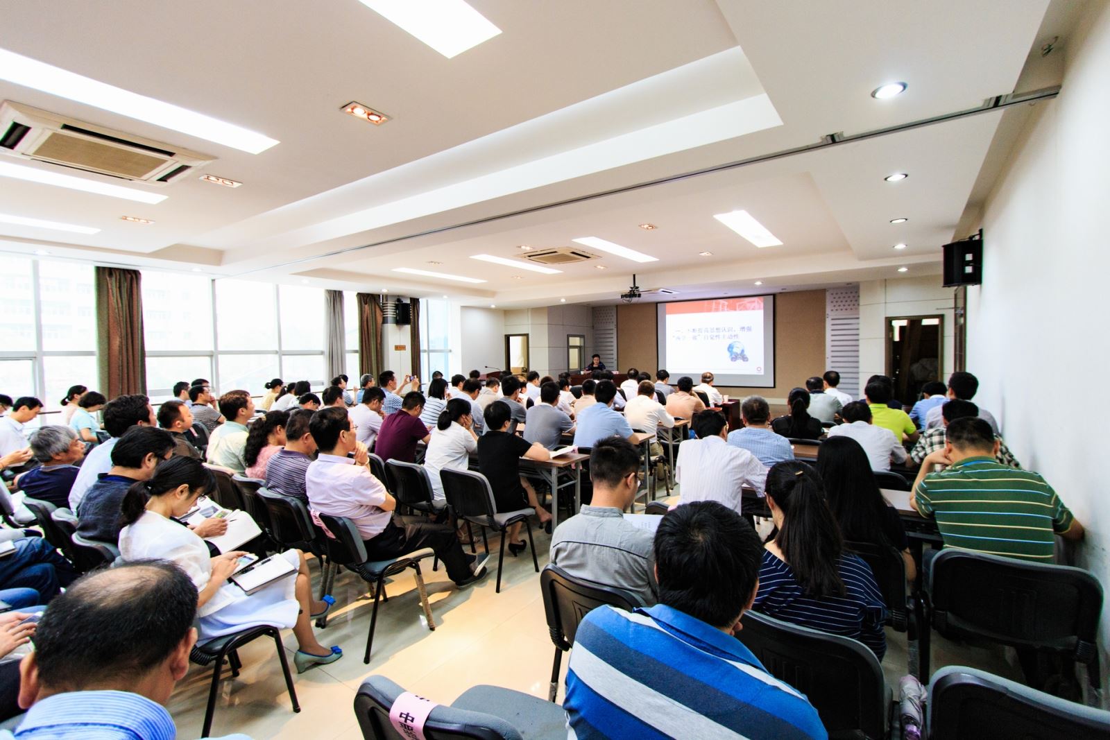 6686���� - ��ͨ�ײ�ȫ������������������