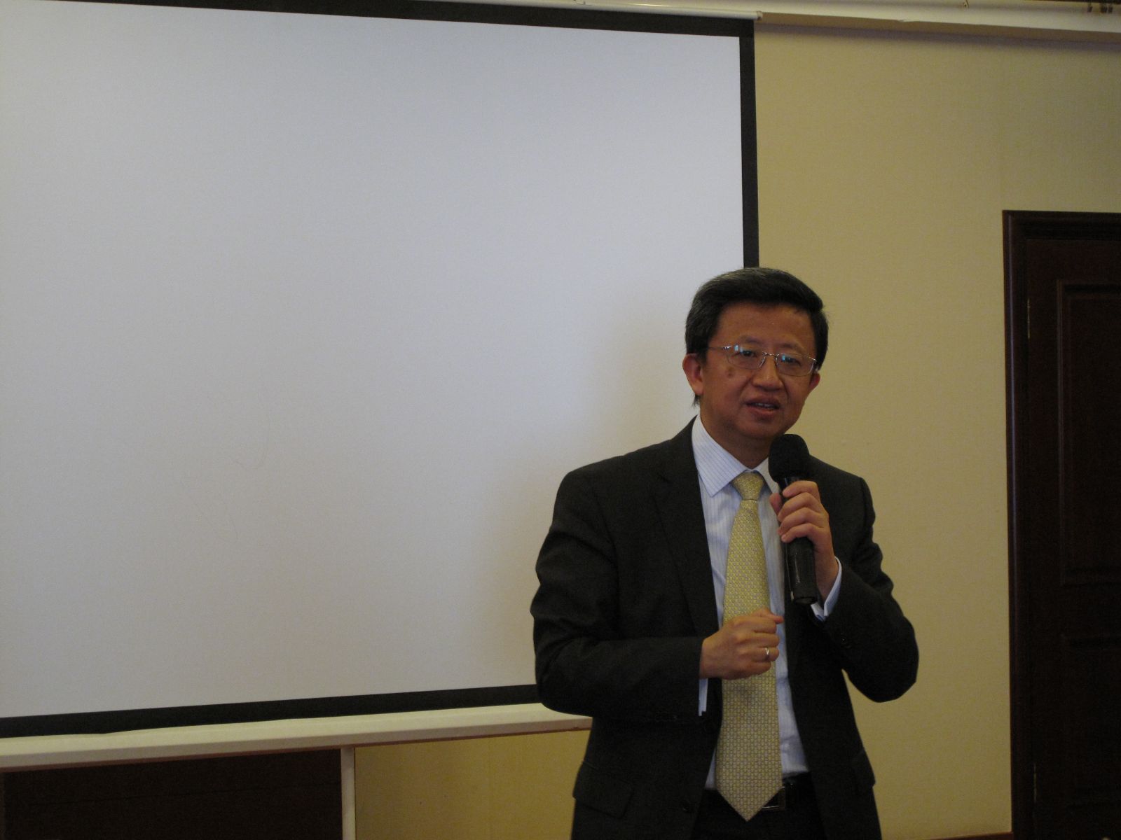 6686���� - ��ͨ�ײ�ȫ������������������