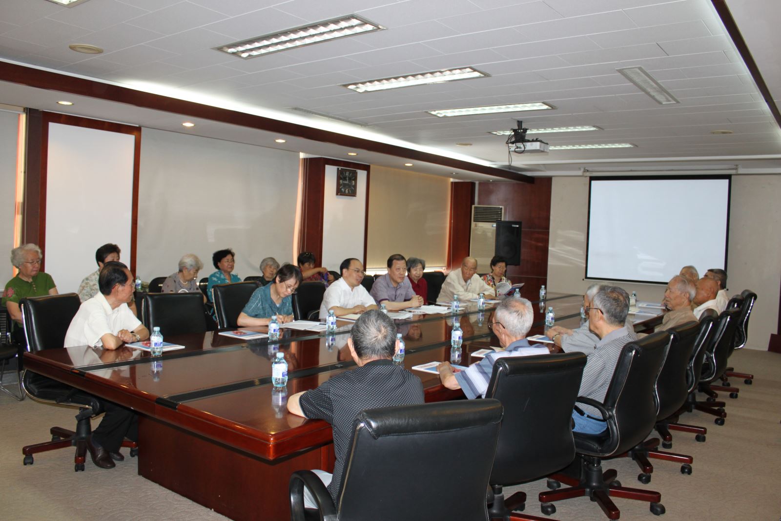 6686���� - ��ͨ�ײ�ȫ������������������