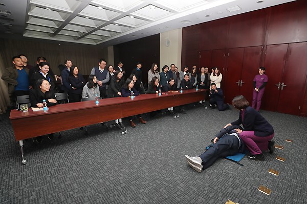 6686���� - ��ͨ�ײ�ȫ������������������