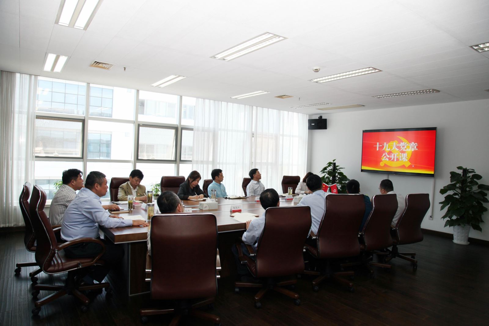 6686���� - ��ͨ�ײ�ȫ������������������