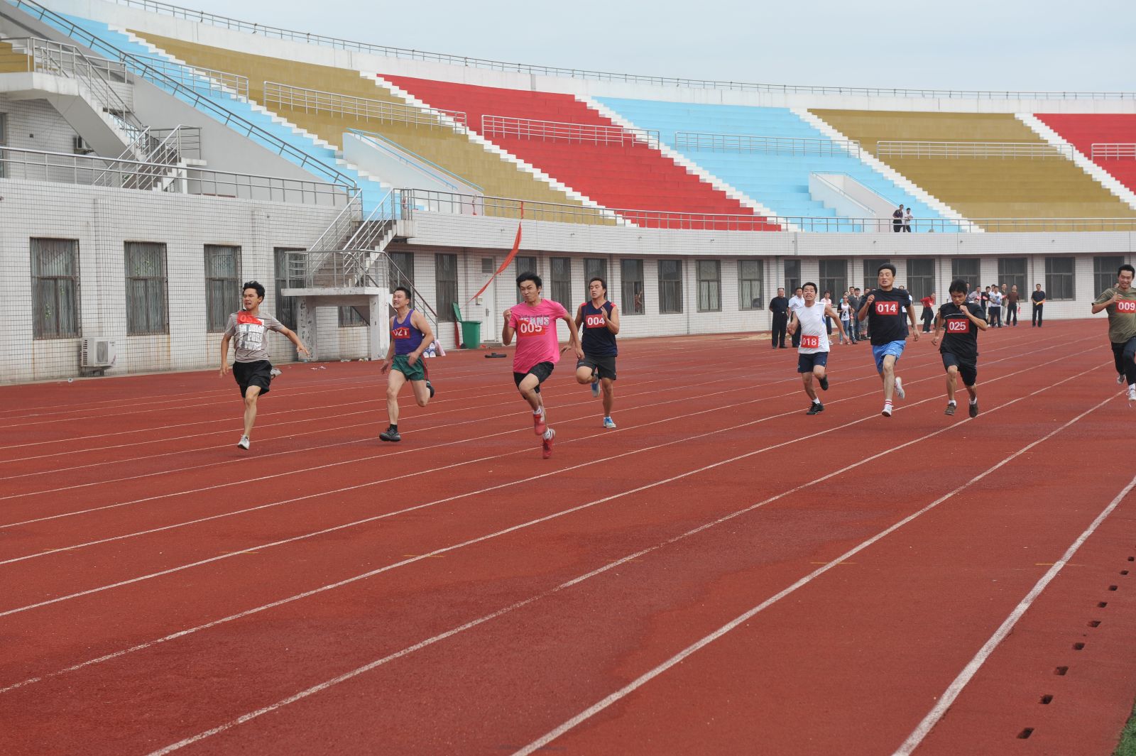 6686���� - ��ͨ�ײ�ȫ������������������