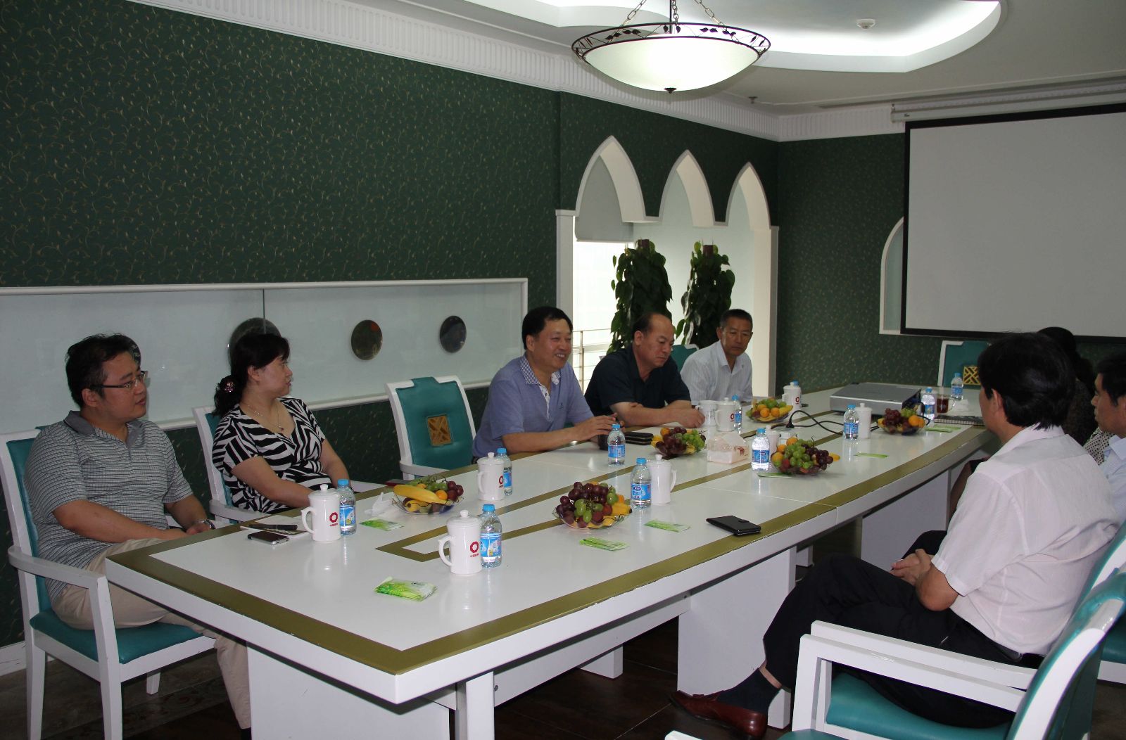 6686���� - ��ͨ�ײ�ȫ������������������