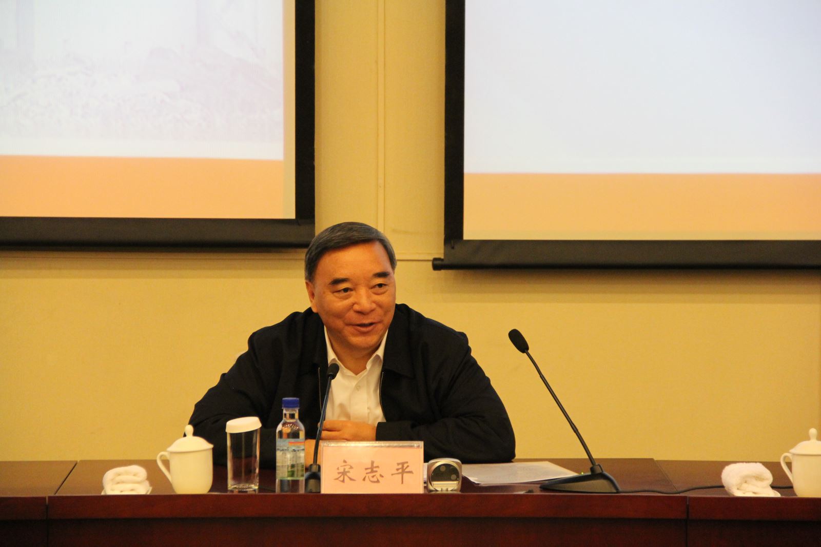 6686���� - ��ͨ�ײ�ȫ������������������