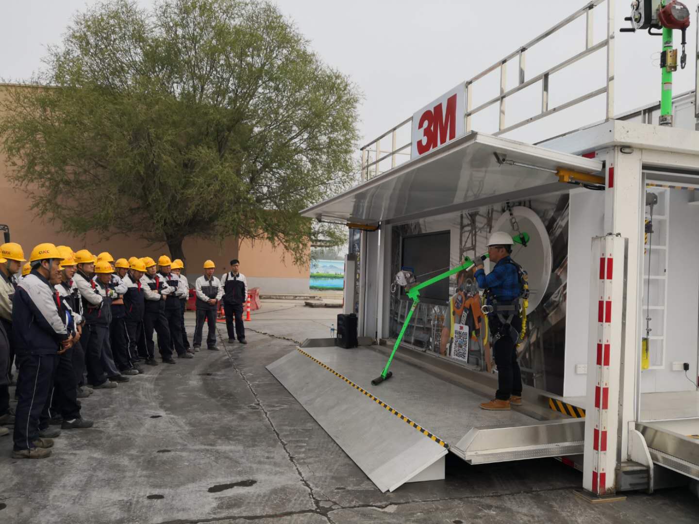 6686���� - ��ͨ�ײ�ȫ������������������