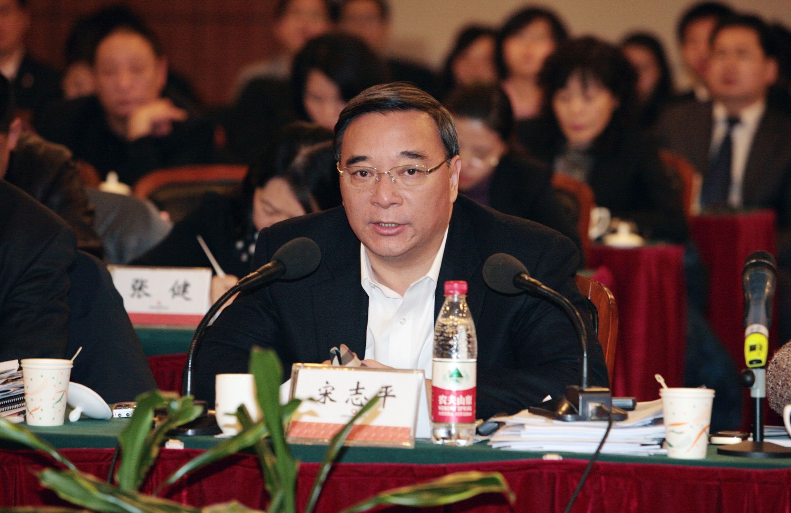 6686���� - ��ͨ�ײ�ȫ������������������