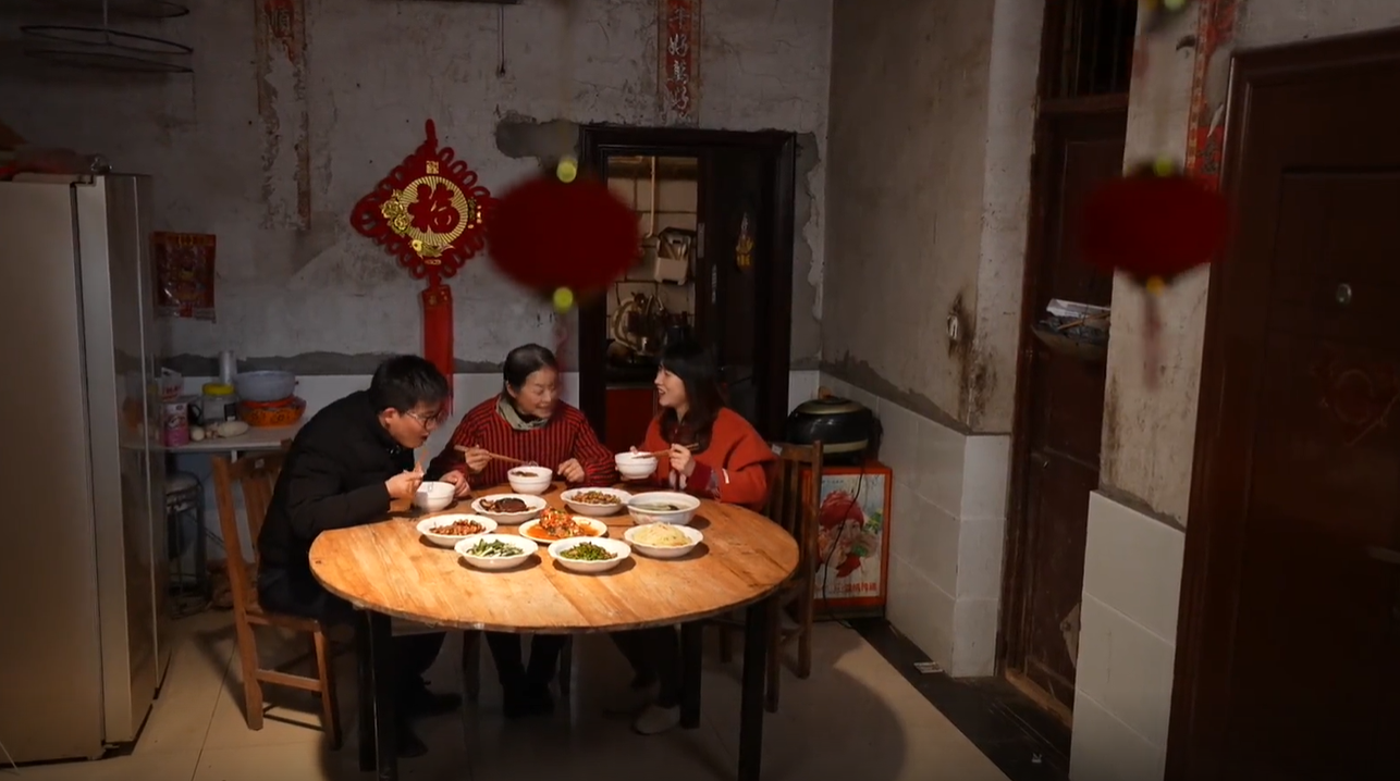 �͸�����·����������������ÿһ����Ϊ����