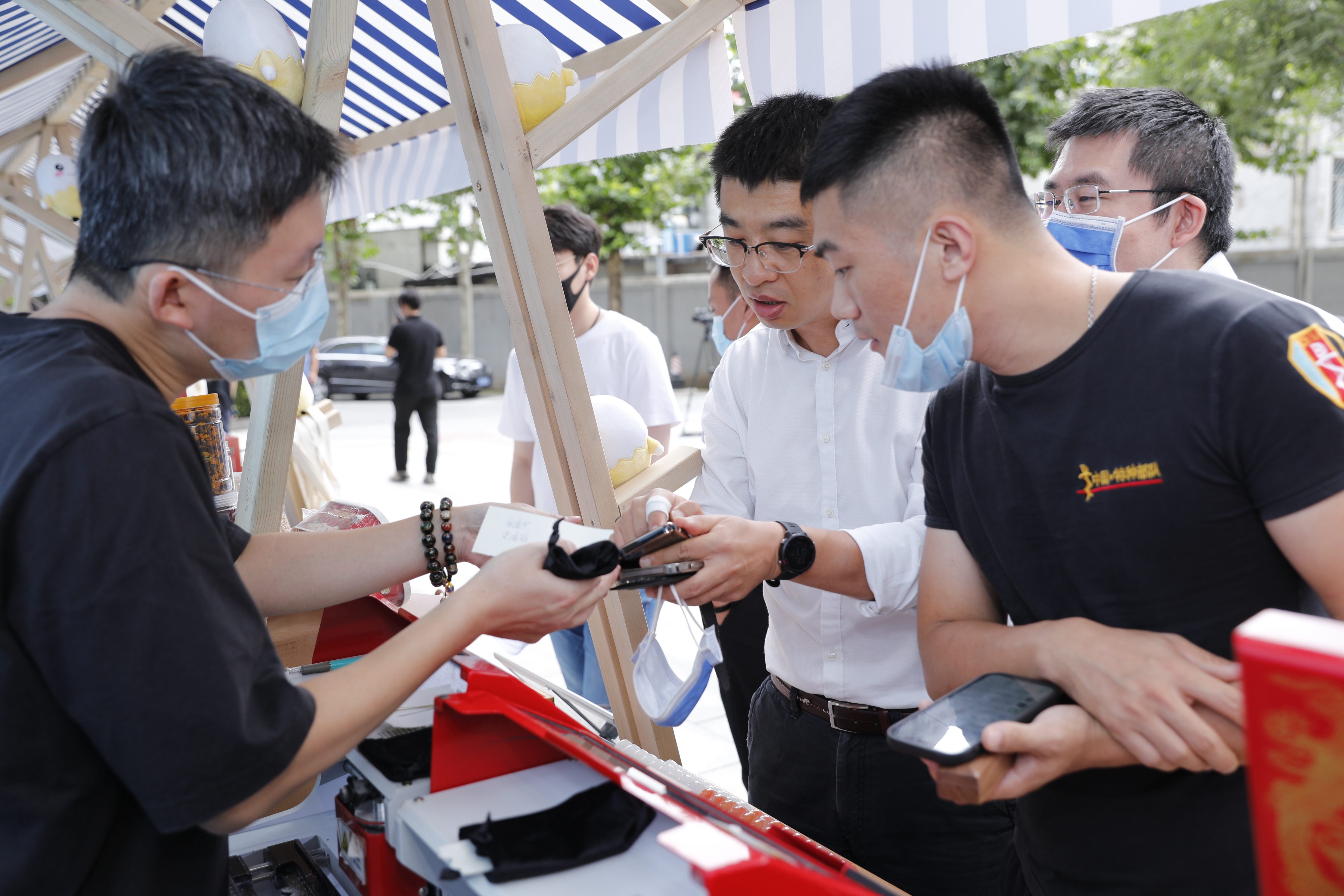 6686���� - ��ͨ�ײ�ȫ������������������