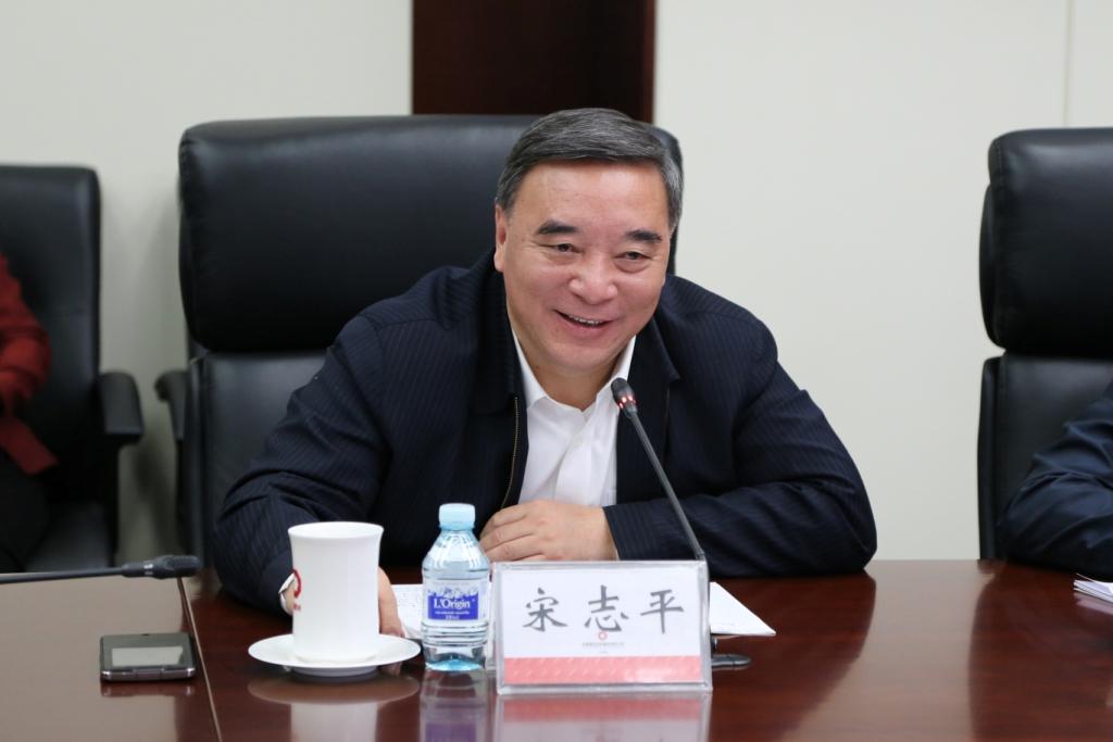 6686���� - ��ͨ�ײ�ȫ������������������