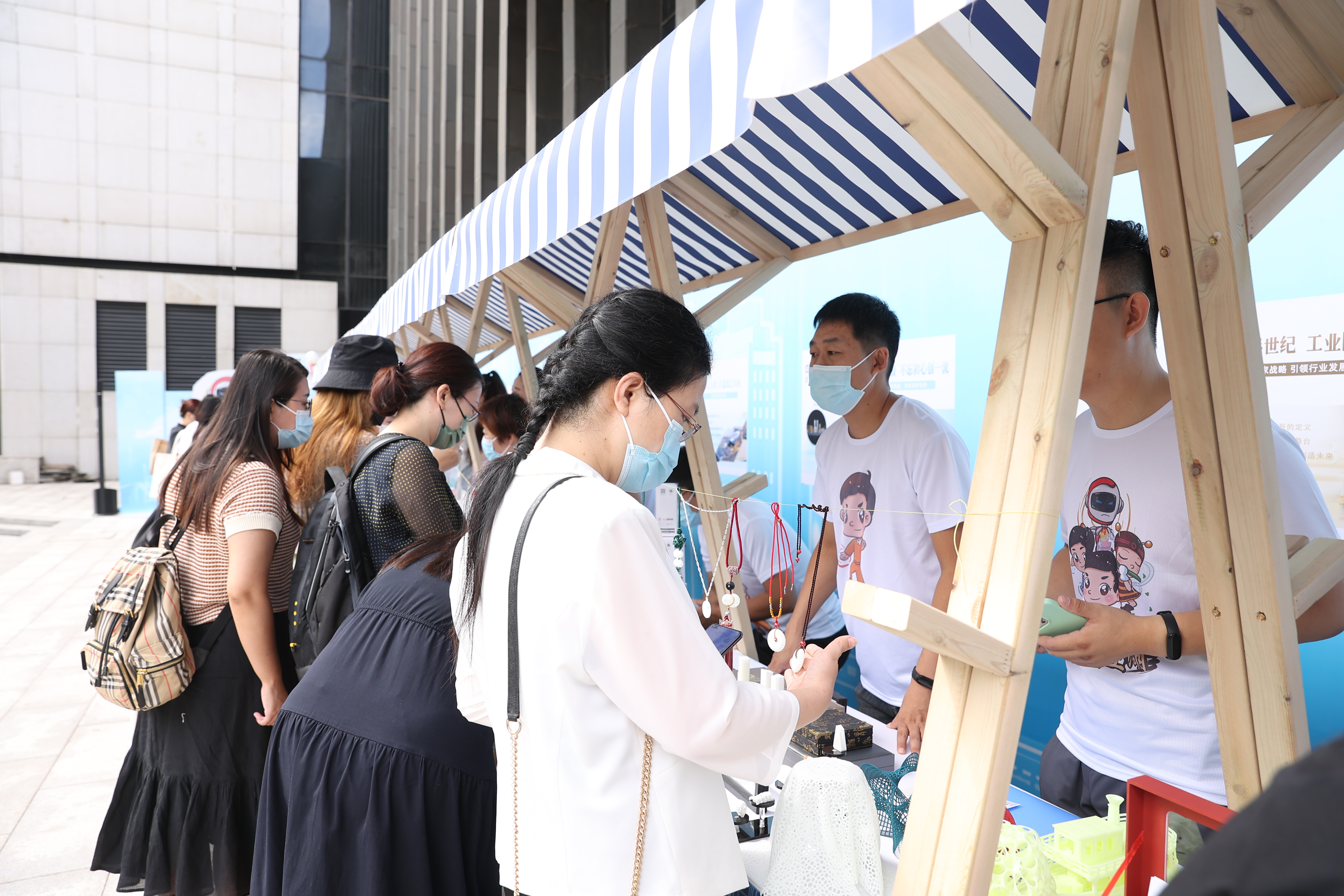 6686���� - ��ͨ�ײ�ȫ������������������