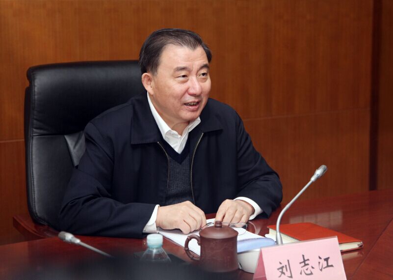 6686���� - ��ͨ�ײ�ȫ������������������