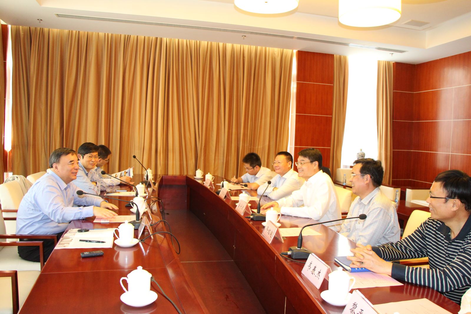 6686���� - ��ͨ�ײ�ȫ������������������